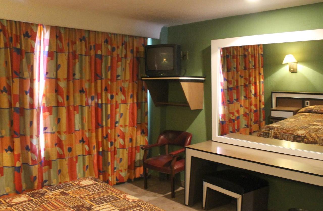 Hotel San Martin メキシコシティ エクステリア 写真
